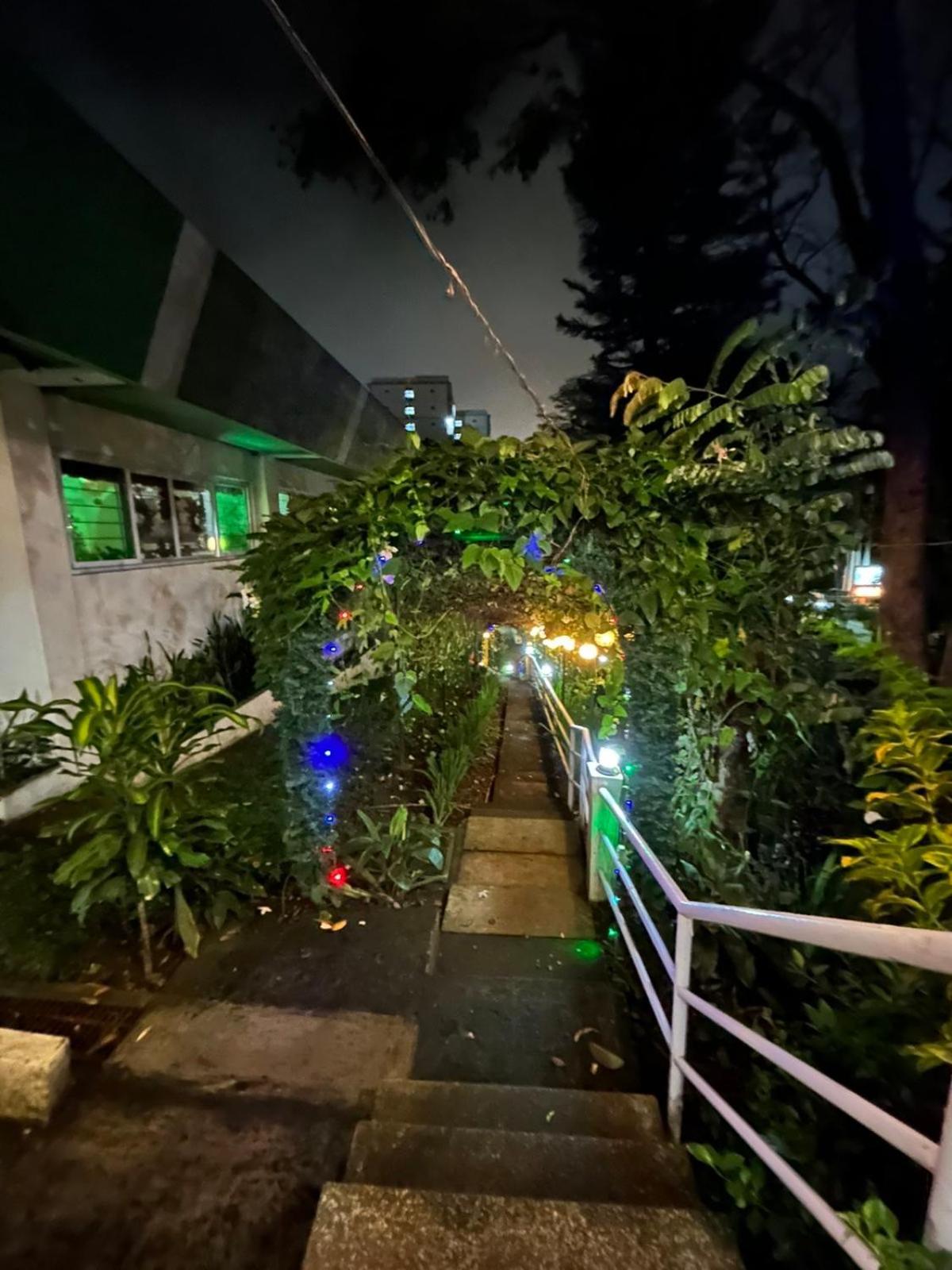All Care Bed And Breakfast Tagaytay City Екстер'єр фото